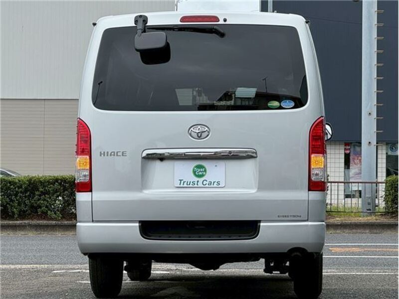 HIACE VAN