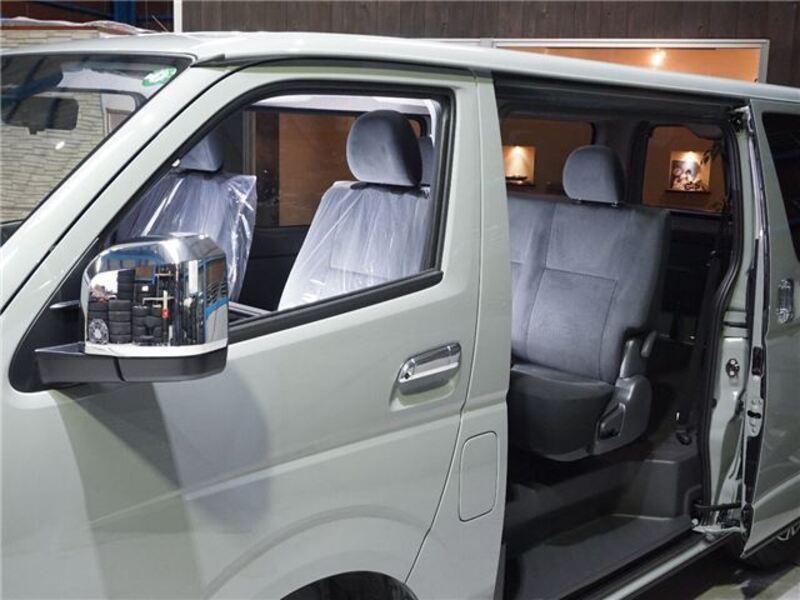 HIACE