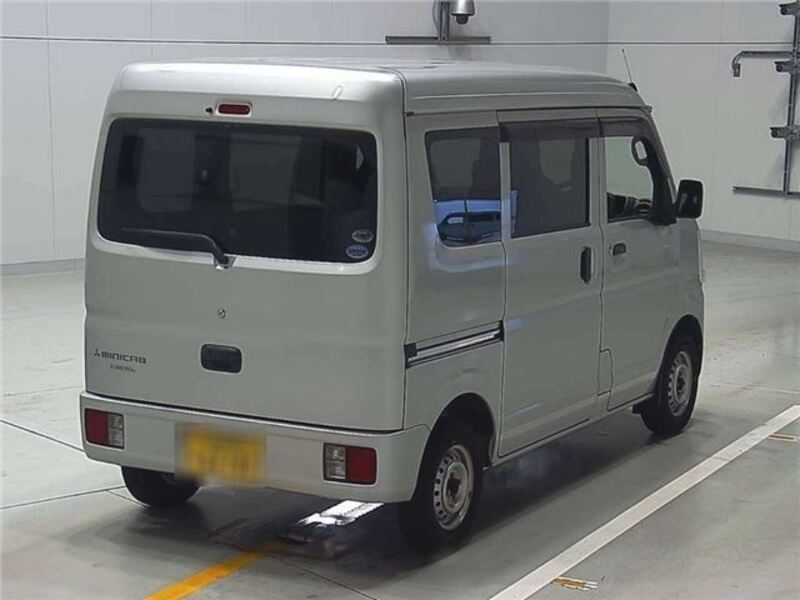 MINICAB VAN