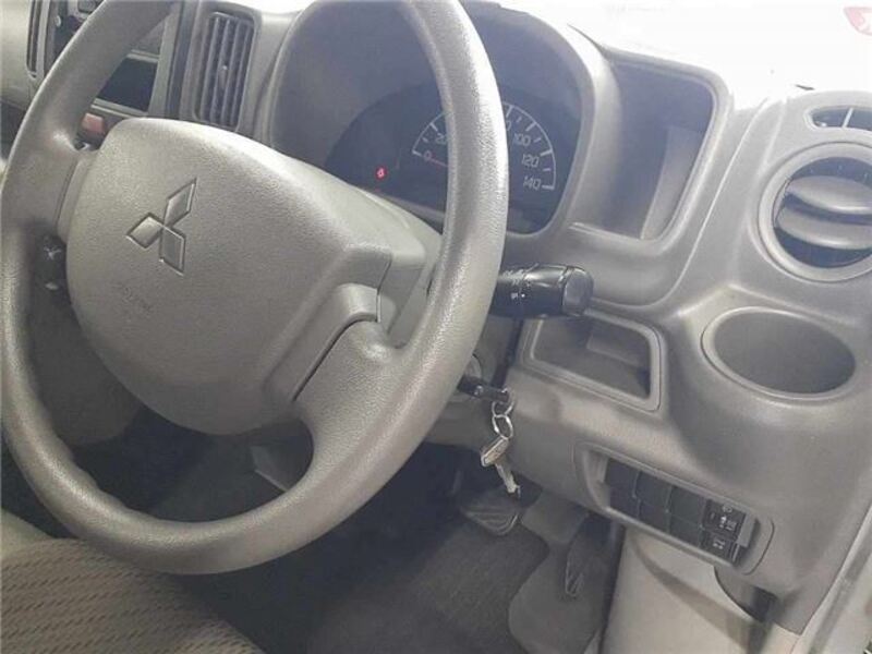 MINICAB VAN