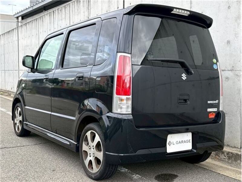WAGON R