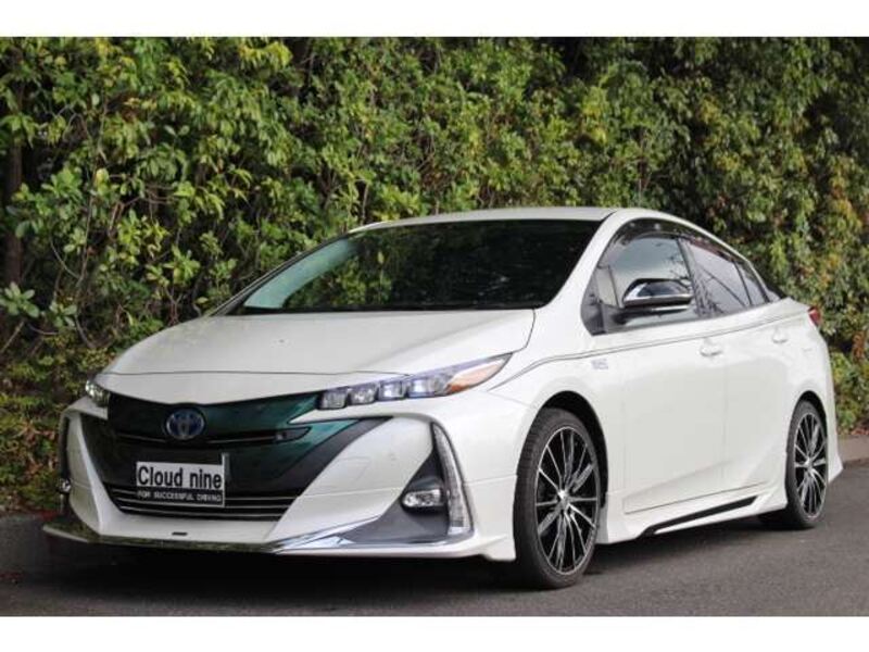 PRIUS PHV
