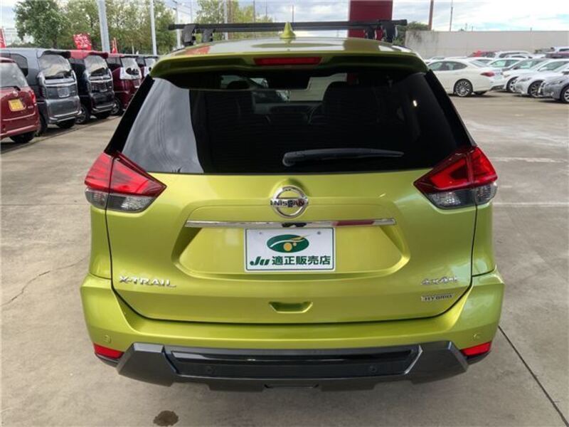 X-TRAIL