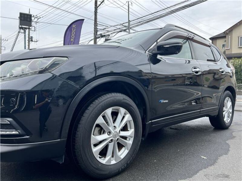 X-TRAIL