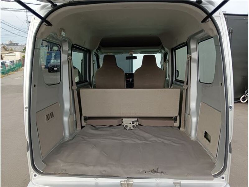 CLIPPER VAN