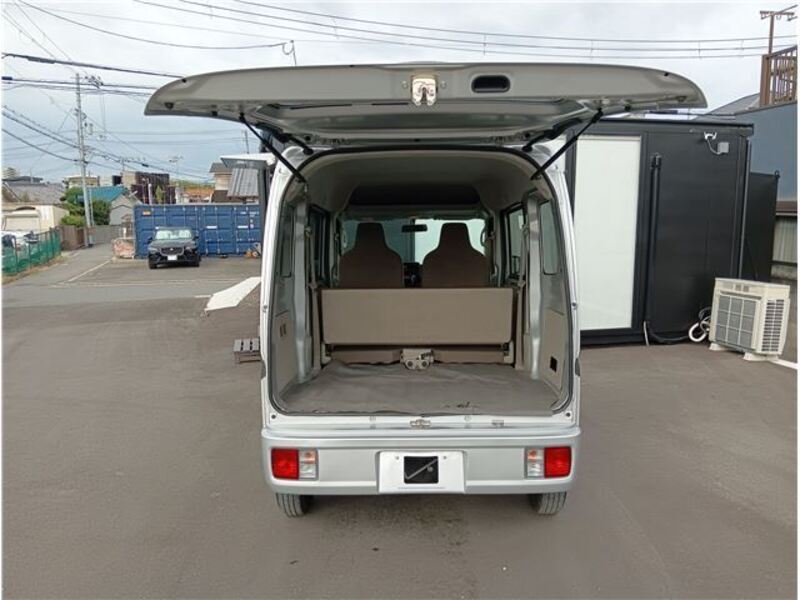 CLIPPER VAN
