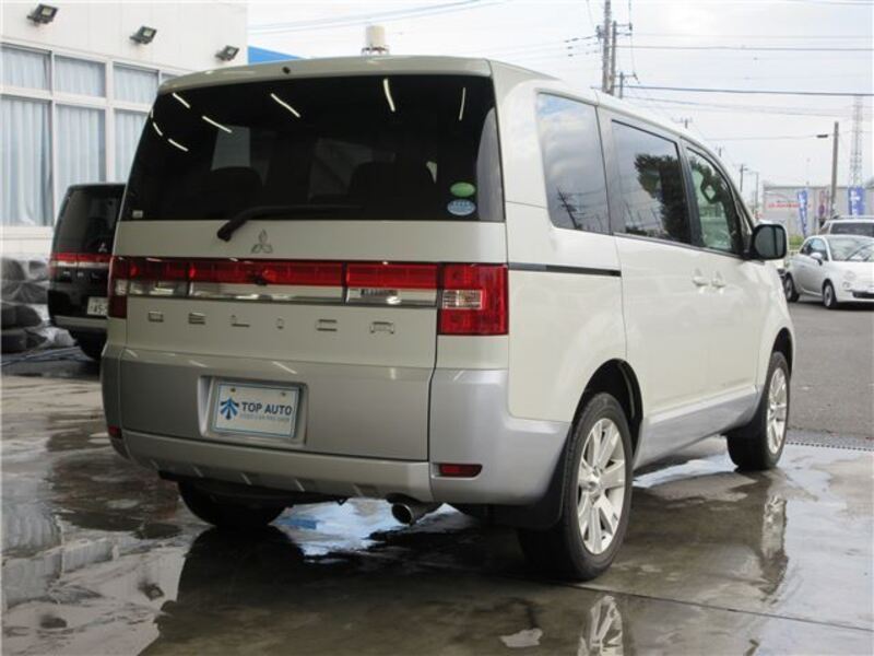DELICA D5