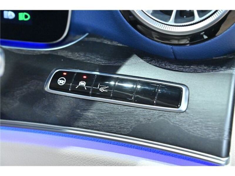 E-CLASS