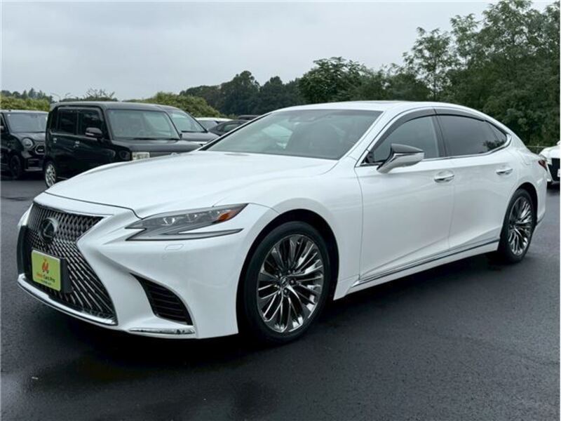 LEXUS LS