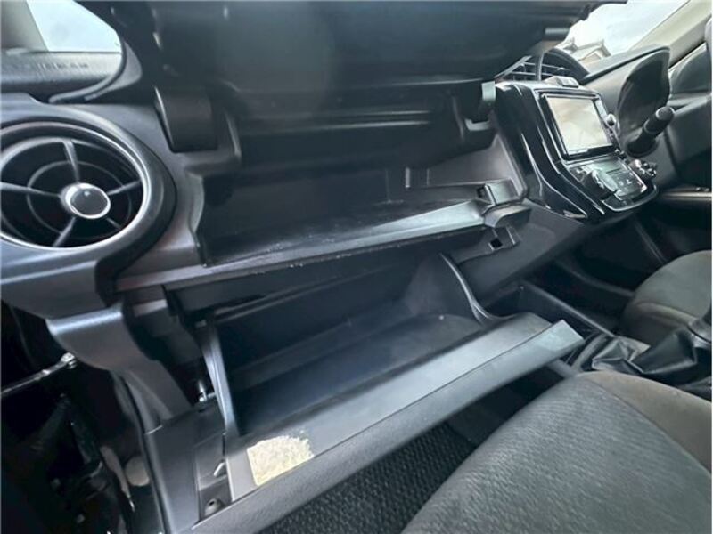 COROLLA AXIO