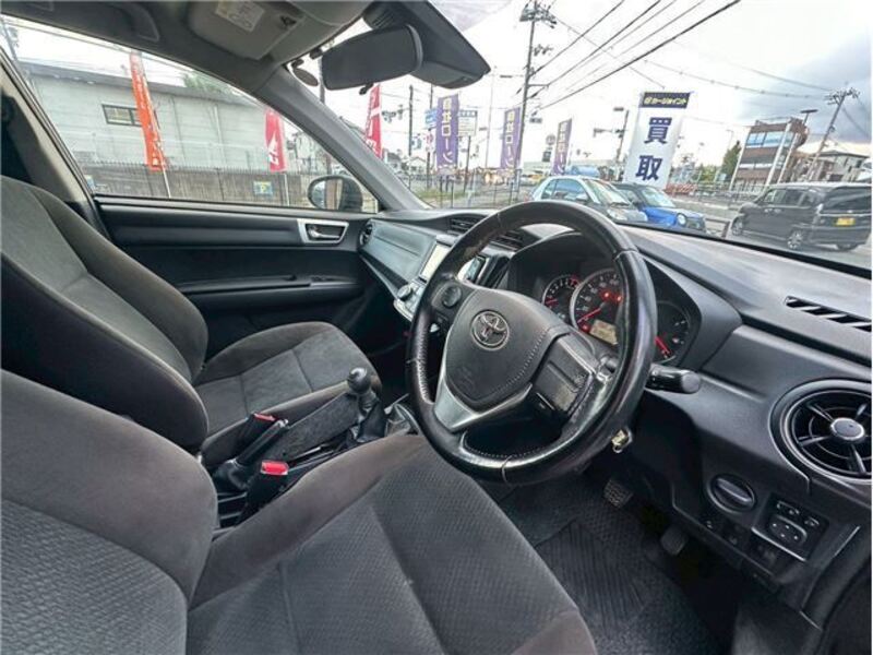COROLLA AXIO