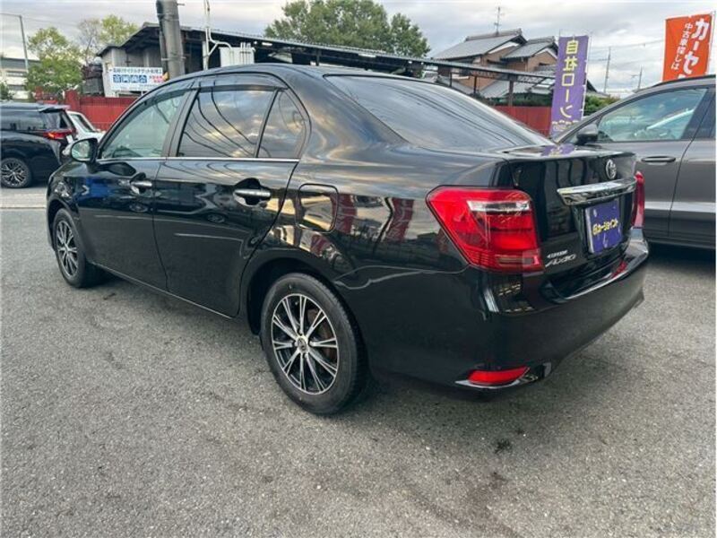 COROLLA AXIO