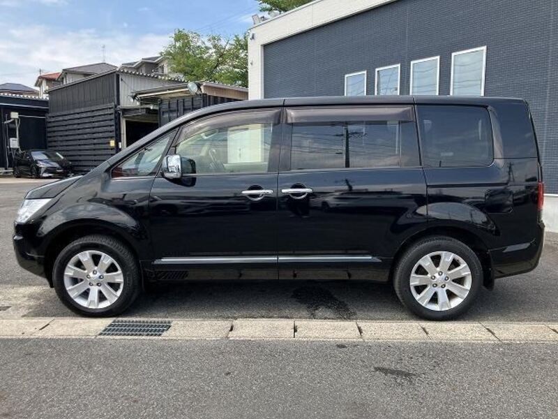 DELICA D5