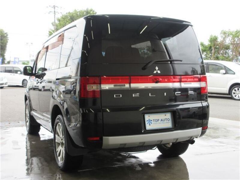 DELICA D5