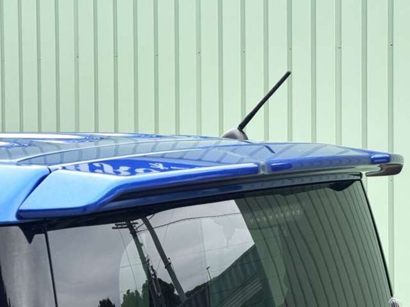 DELICA D2
