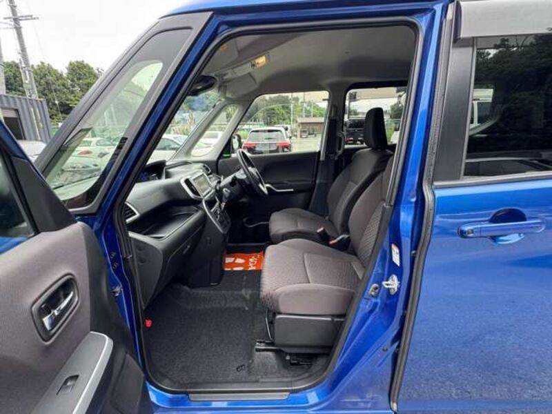DELICA D2