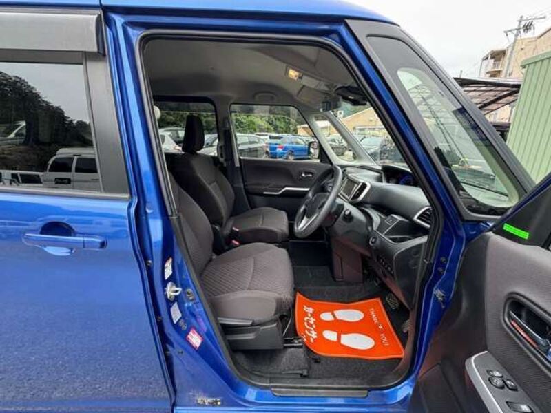 DELICA D2