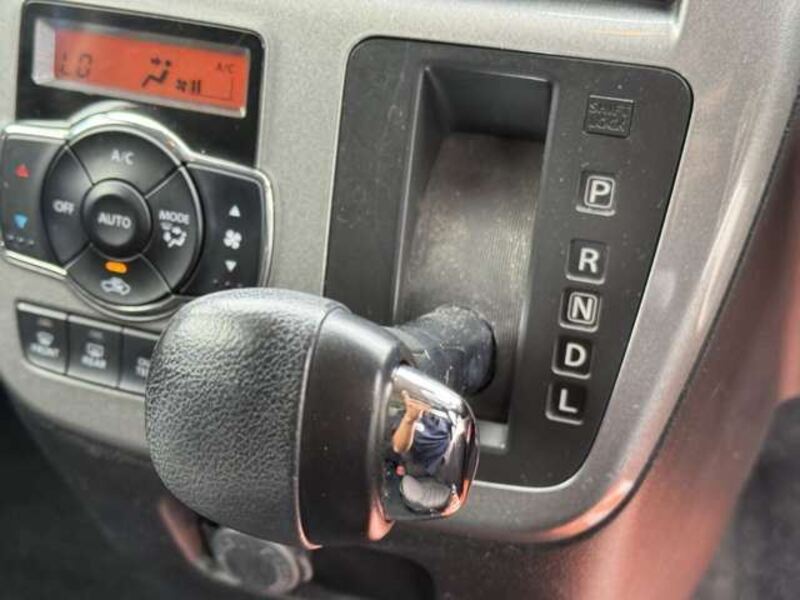 DELICA D2