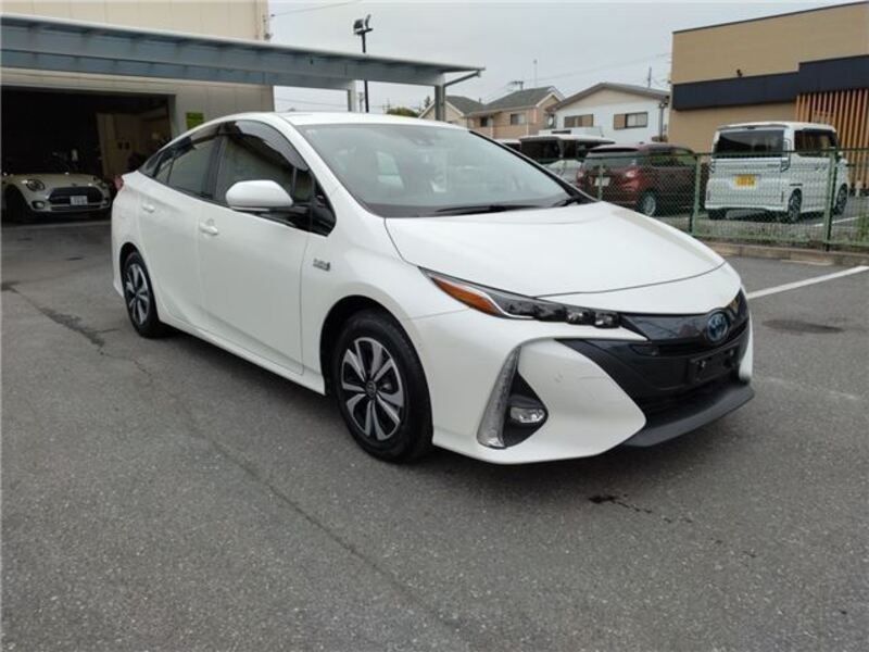 PRIUS PHV