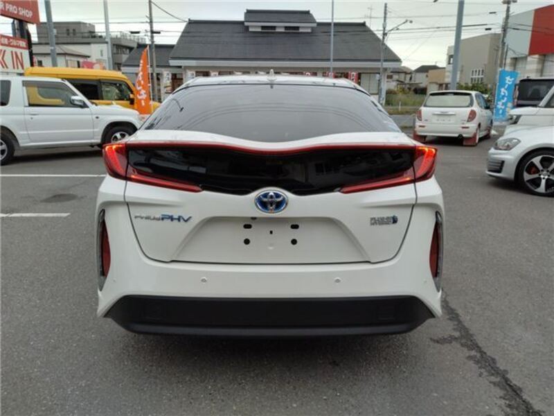 PRIUS PHV