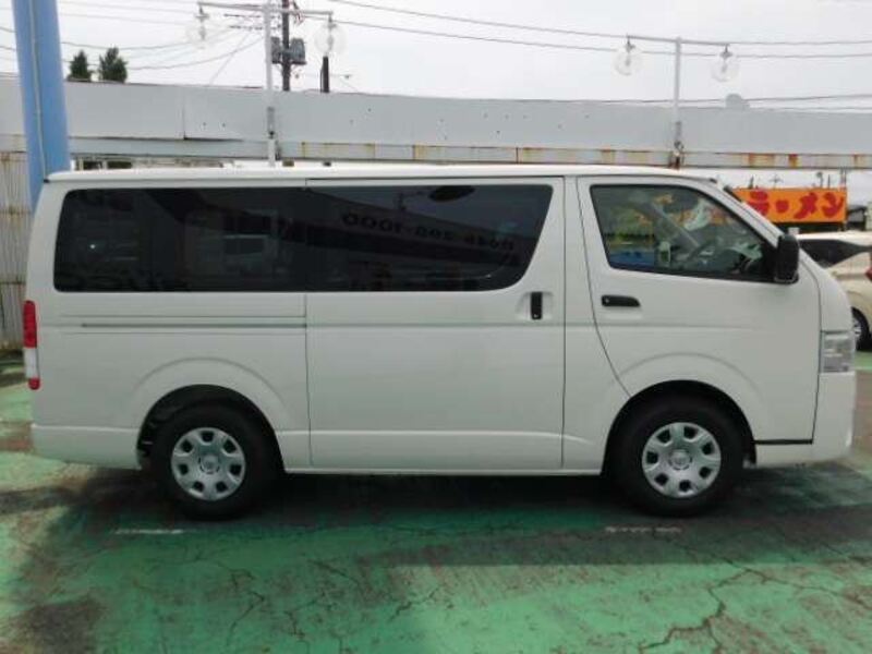 HIACE VAN