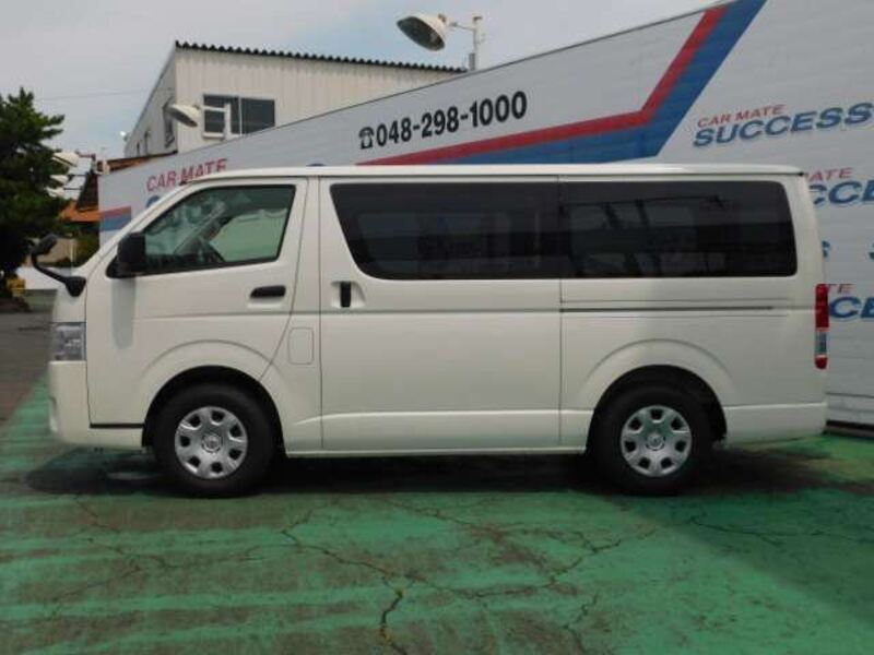 HIACE VAN