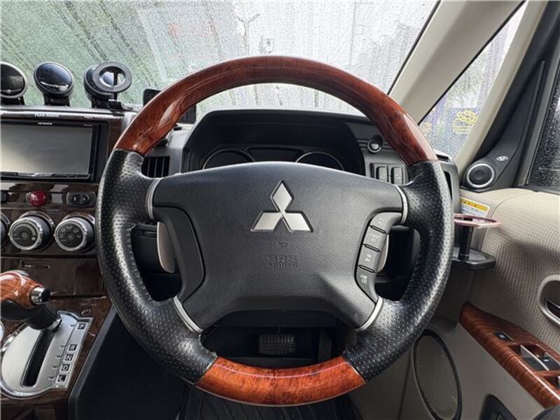 DELICA D5