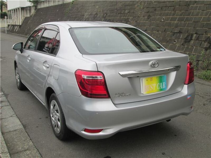 COROLLA AXIO
