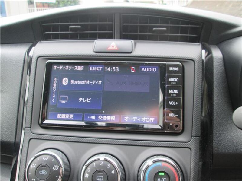 COROLLA AXIO