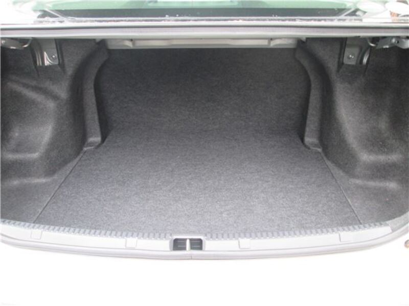 COROLLA AXIO