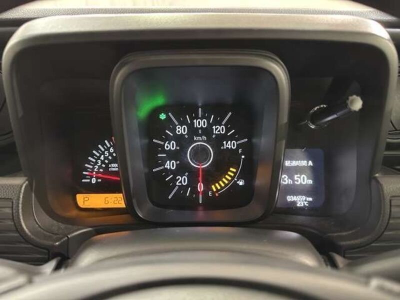 N-VAN