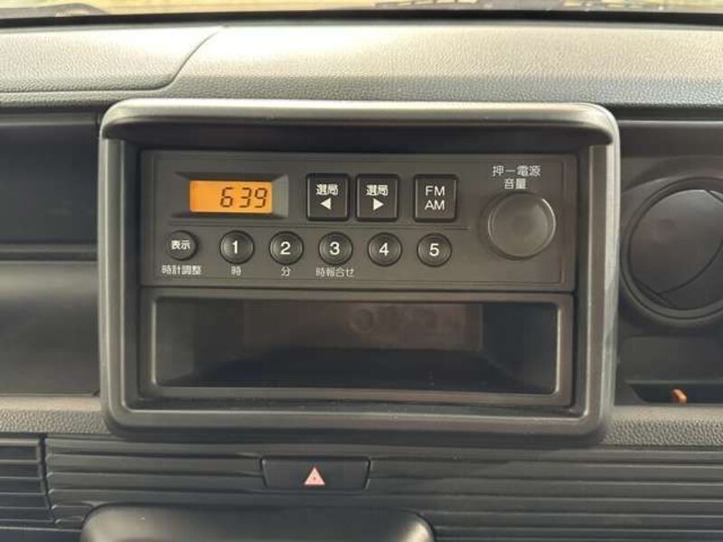 N-VAN