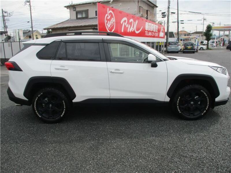 RAV4
