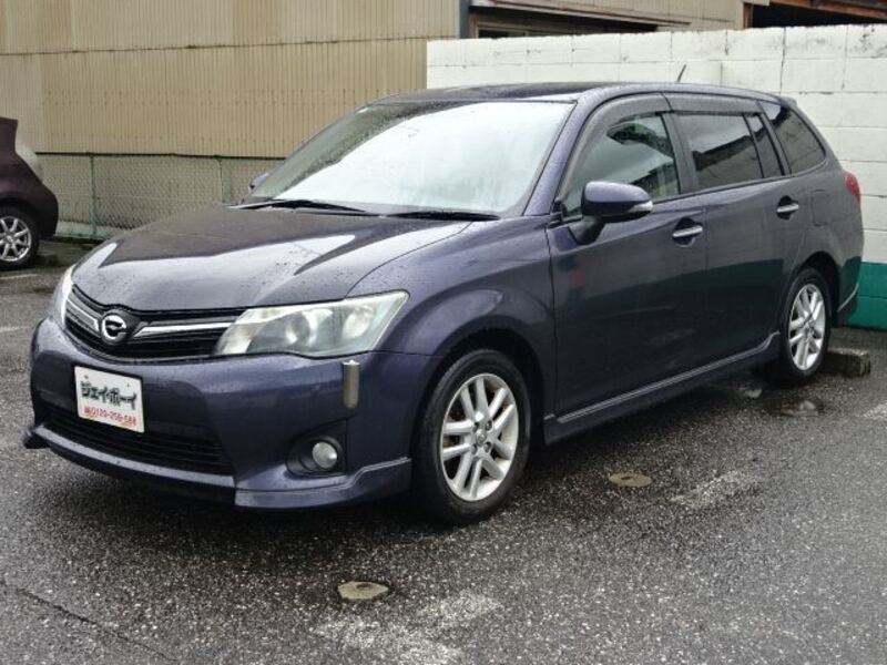 COROLLA FIELDER