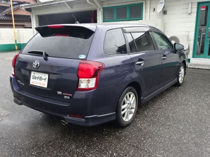 COROLLA FIELDER