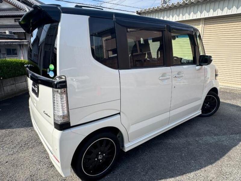 N BOX CUSTOM