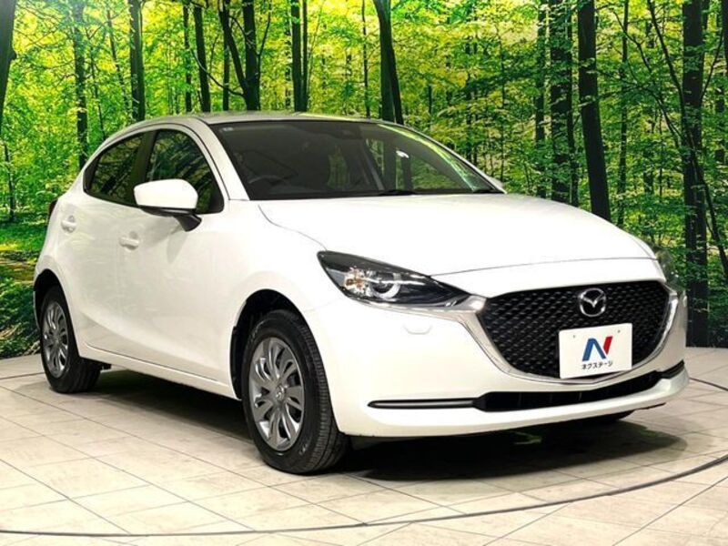 MAZDA2