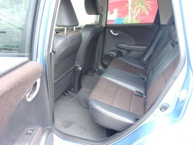 FIT SHUTTLE