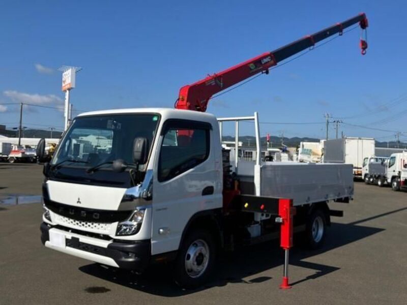 MITSUBISHI CANTER