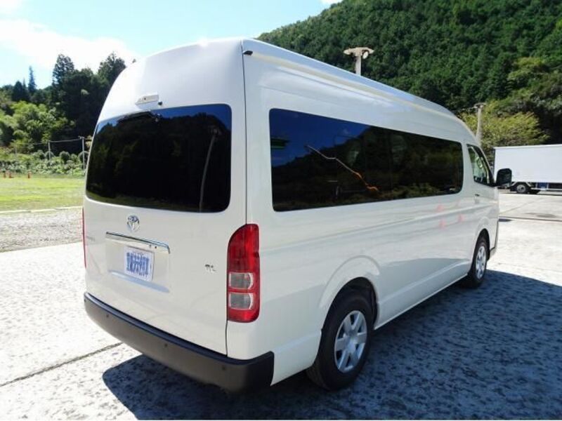 HIACE