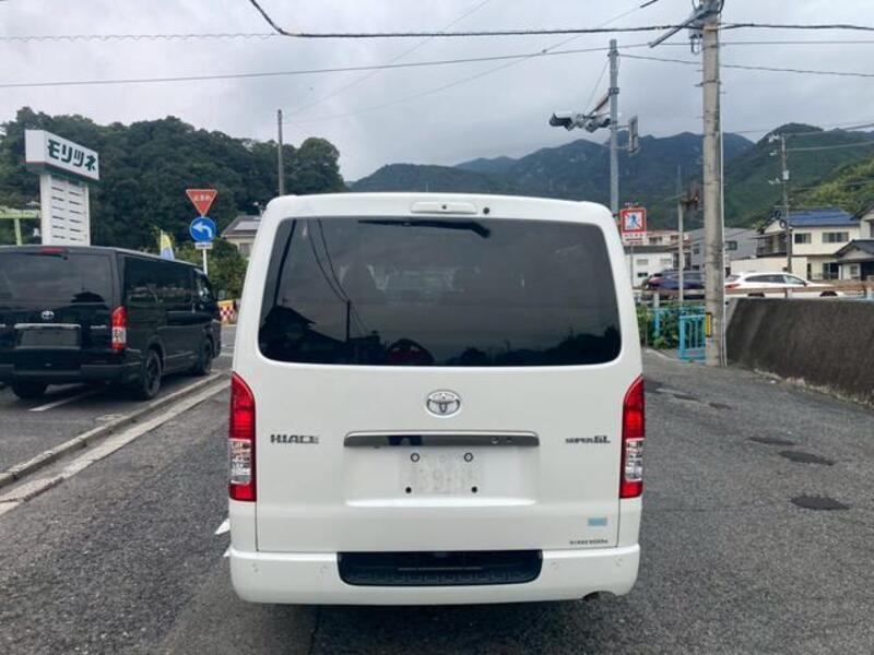 HIACE VAN
