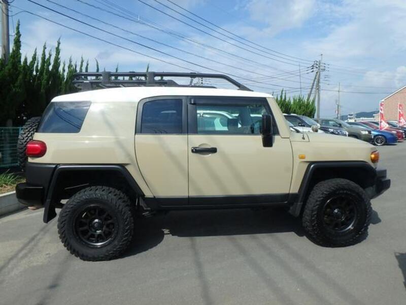 FJ CRUISER