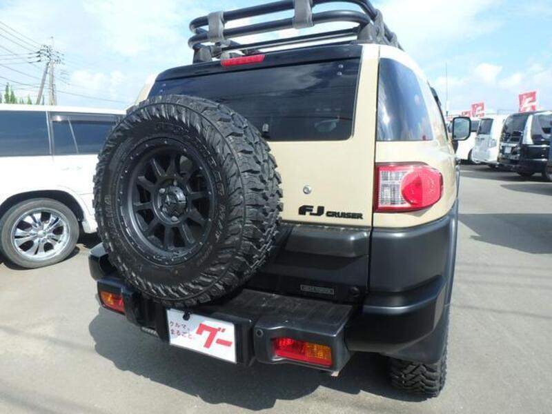FJ CRUISER