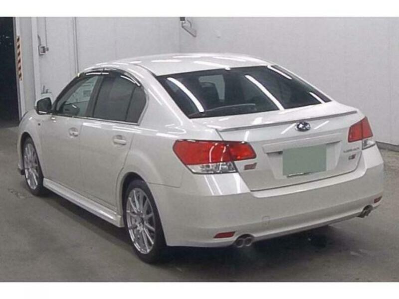 LEGACY B4