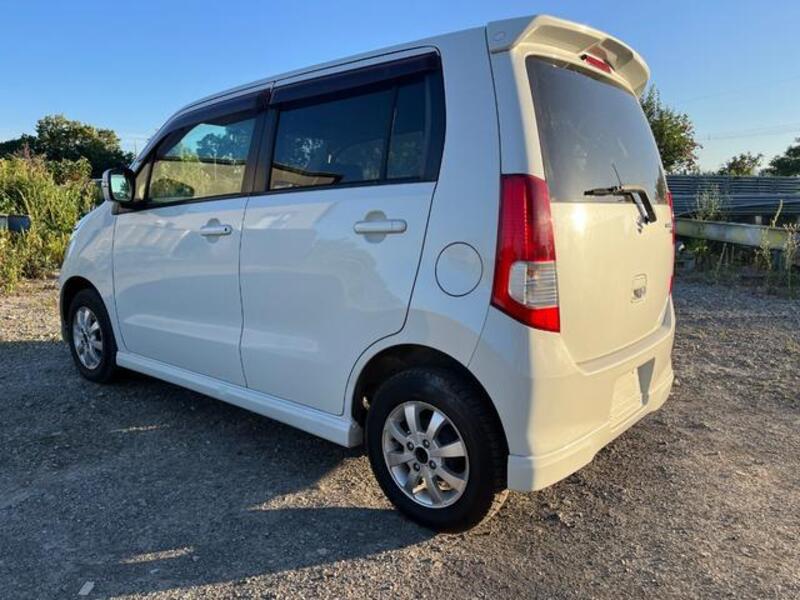 WAGON R