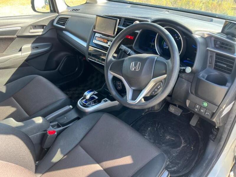 FIT HYBRID