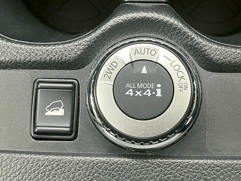 X-TRAIL
