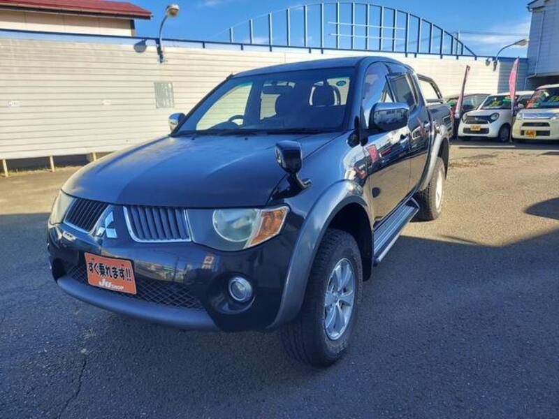 MITSUBISHI TRITON