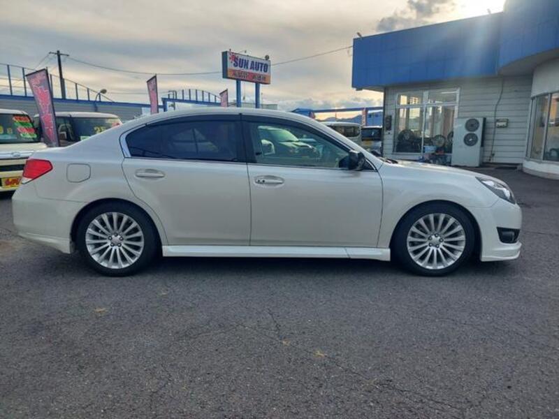 LEGACY B4