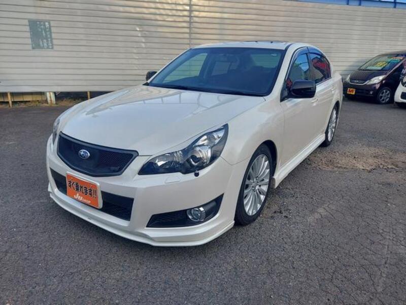 SUBARU LEGACY B4